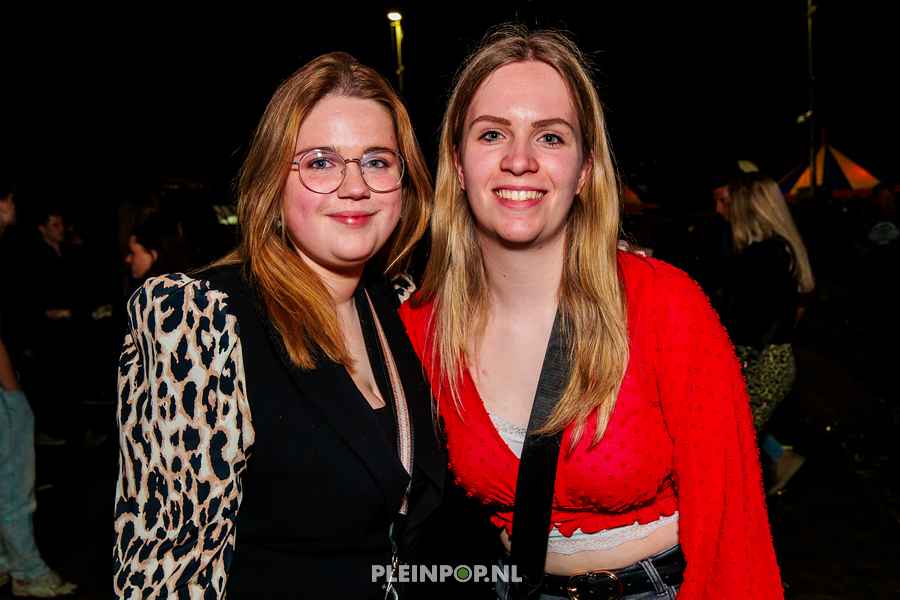 Publiek Bewerkt    (113)